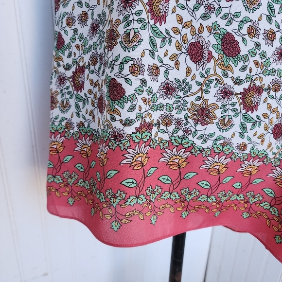 Max Studio Floral Cap Sleeve Asymmetrical Top Blouse Woman's White Pink Green S - Picture 4 of 13